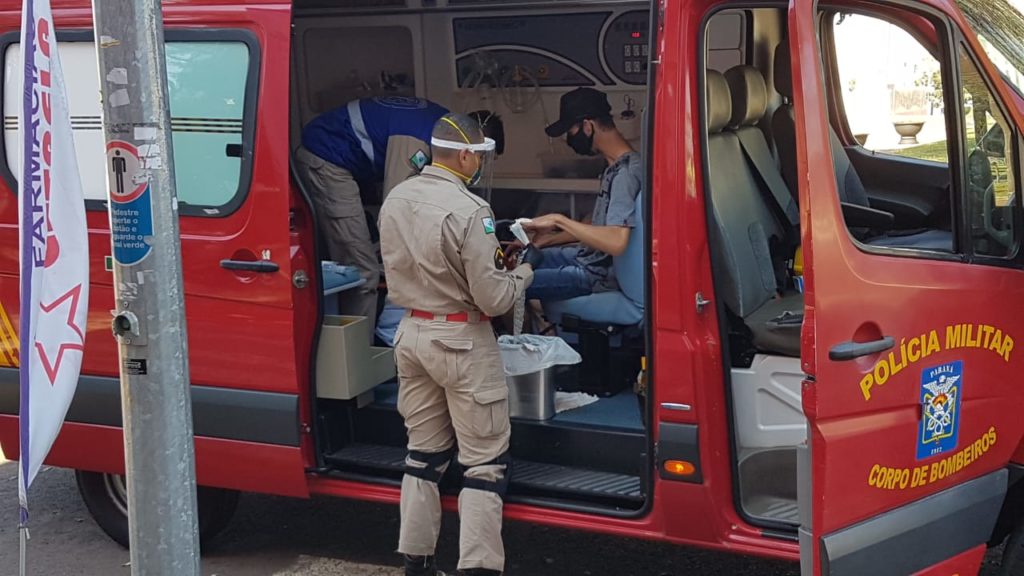 Homem fica ferido em colisão entre bicicletas na Avenida Brasil