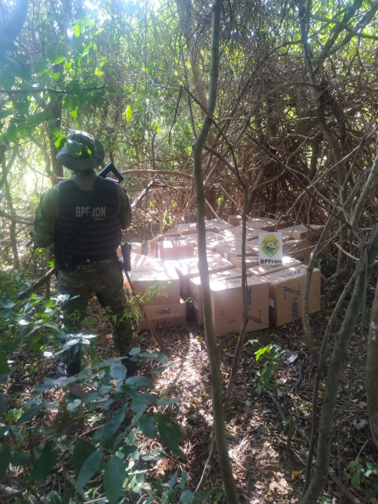 BPFron apreende cigarros contrabandeados durante Operação Hórus em Mercedes