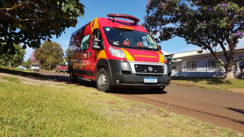 Bombeiros prestam atendimentos a criança que teria engasgado com moeda