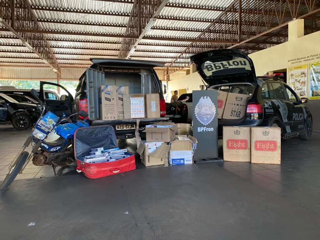 BPFron apreende motoneta e cigarros durante a Operação Hórus, em Guaíra