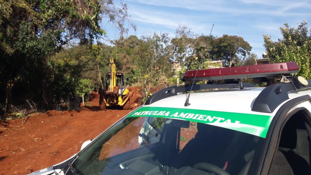 Patrulha Ambiental flagra desmate em área de preservação no Santa Cruz