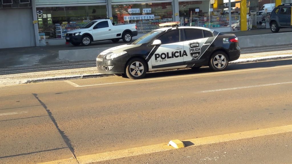 Polícia Civil faz apuração em farmácia que teve cofre arrombado no Centro