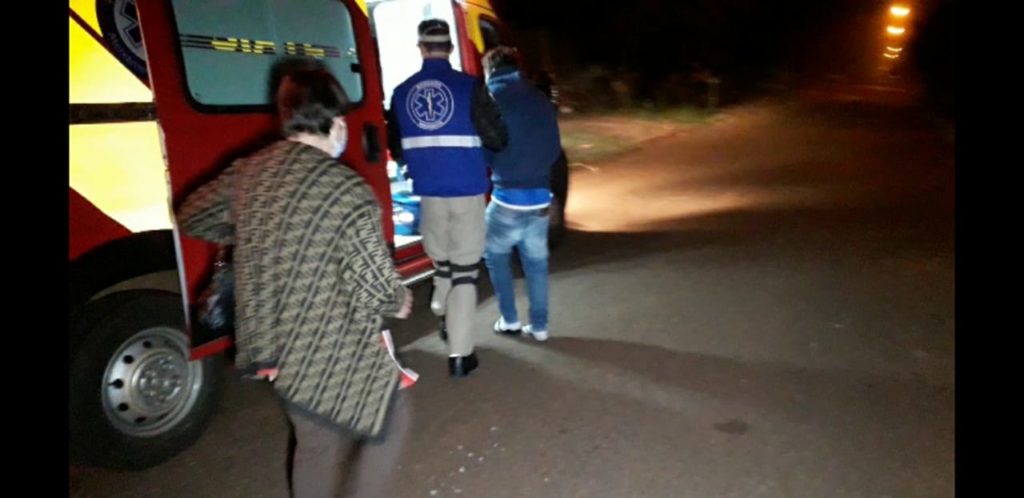 Jovem é socorrido ao ser vítima de agressão no Bairro Neva