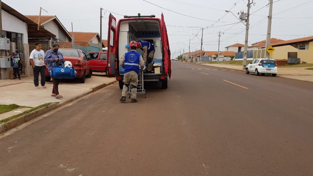 Menino fica ferido ao cair de andaime no Conjunto Riviera