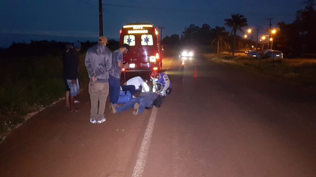 Motociclista fica ferido ao atropelar cachorro na Av. Piquiri