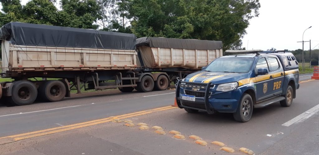 PRF apreende semirreboques adulterados em Alto Paraíso