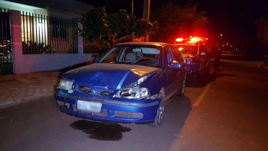 Após colisão contra Parati, condutor de Gol tenta empreender fuga mas acaba preso por embriaguez