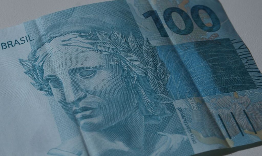 Dívida Pública Federal sobe 2,47% em outubro