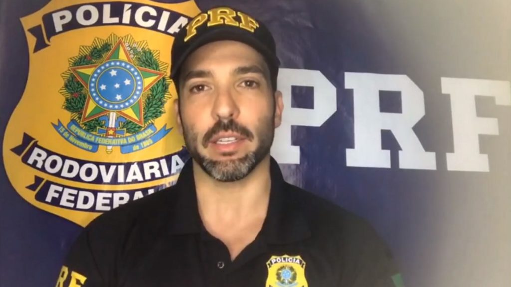 Após tragédia na BR-277, PRF orienta condutores que trafegam sob condições de restrição de visibilidade Após tragédia na BR-277, PRF orienta condutores que trafegam sob condições de restrição de visibilidade