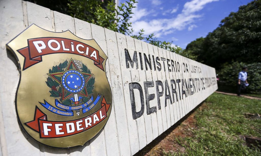Operação da PF apura desvios no SUS de mais de R$ 2 milhões