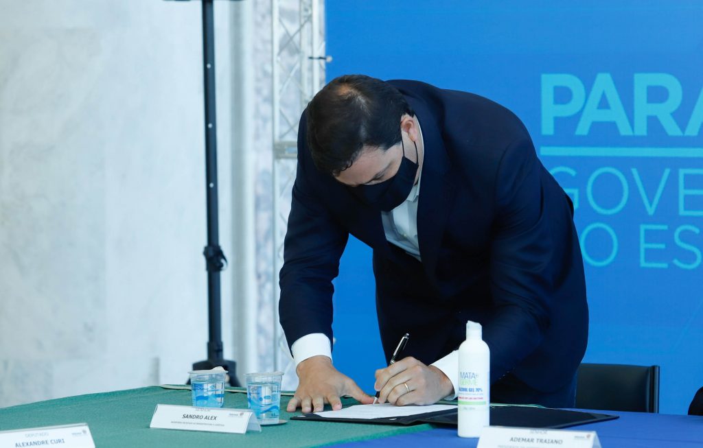 Governo libera obra de duplicação da principal via de Matinhos