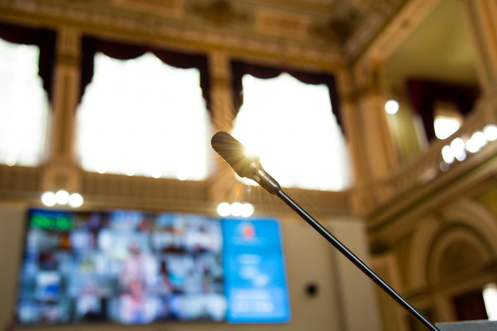 Com site novo, CMC aposta nas transmissões ao vivo e transparência