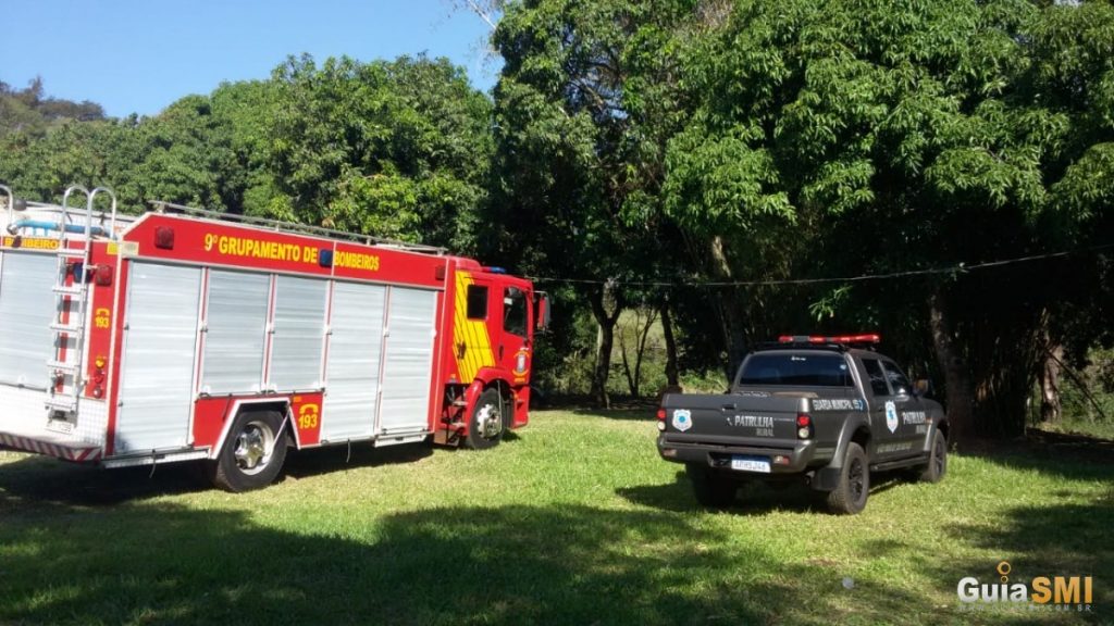 Incêndio de grandes proporções atinge vegetação na Serra do Mico