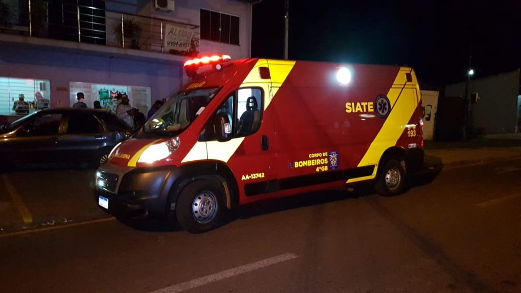 Jovem com corte no braço é socorrido pelo Siate no Alto Alegre