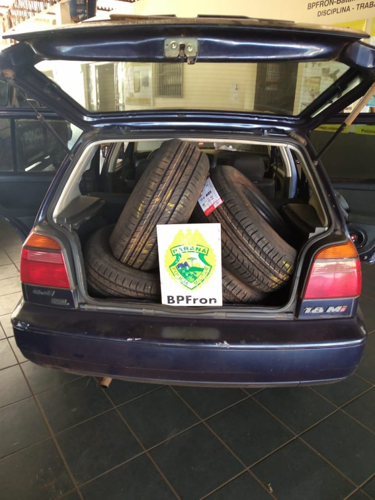 Veículo carregado com pneus contrabandeados é apreendido pelo BPFron em Guaíra