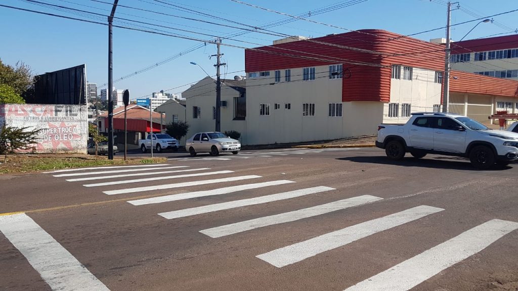 Acidente de trânsito é registrado na Rua Vitória