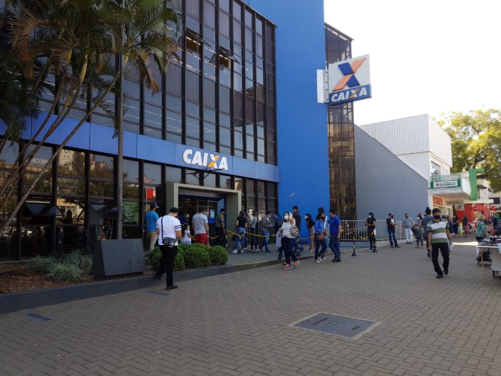 Caixa Econômica estará aberta neste sábado das 8h ao 12h