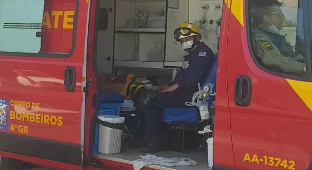 Mulher é socorrida em residência no Maria Luiza após sofrer queda