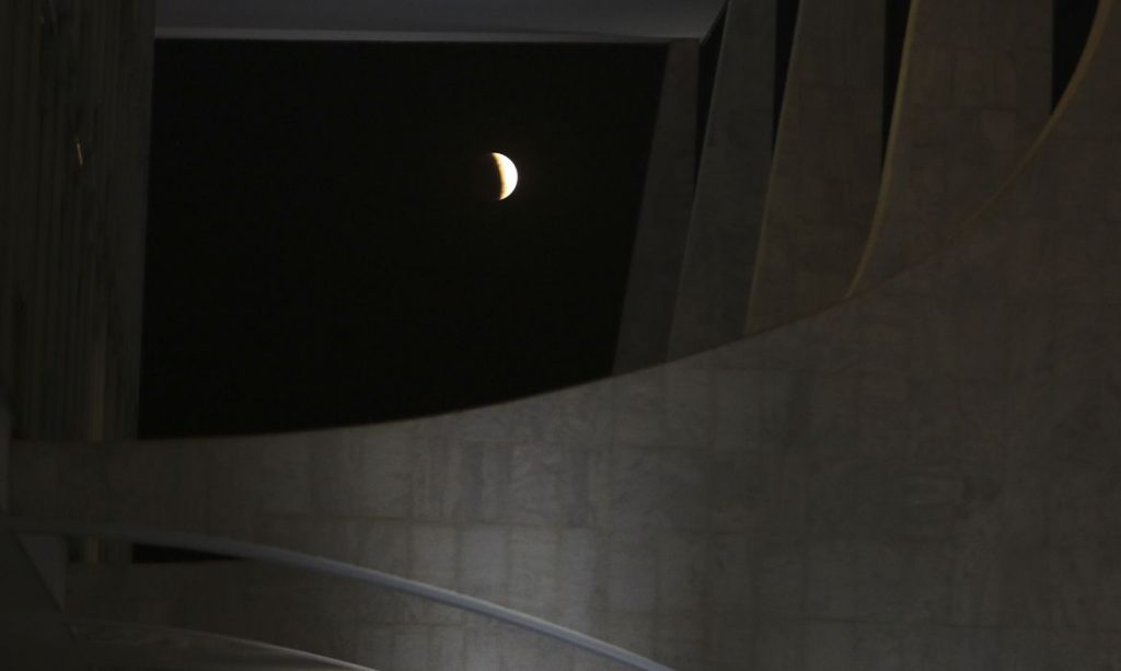 Eclipse lunar é usado para estudos sobre vida em outros planetas Eclipse lunar é usado para estudos sobre vida em outros planetas