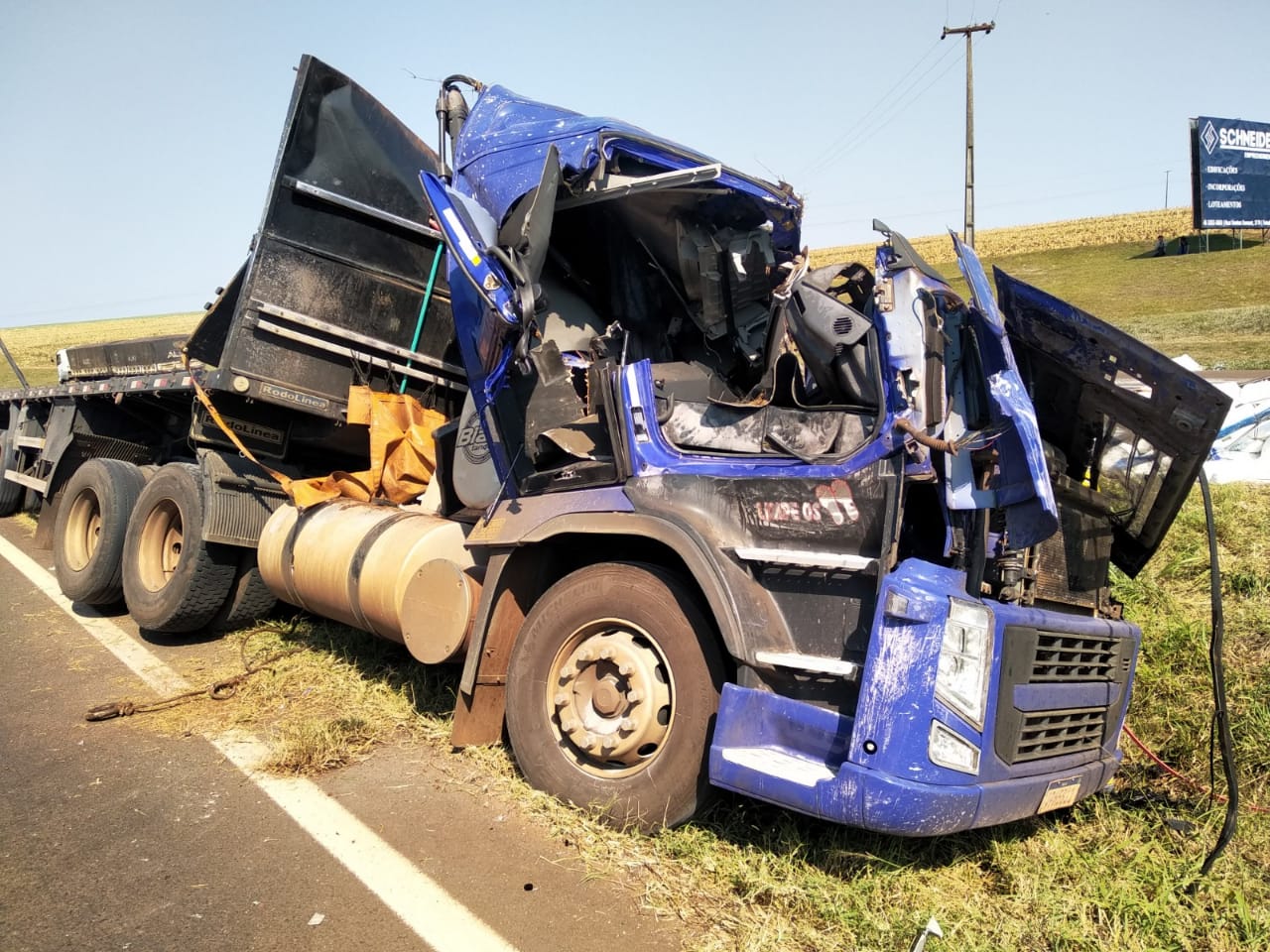 Velocidade incompatível com a segurança pode ter contribuído para acidente com vítima fatal na BR-467, segundo a PRF Imagem referente a Velocidade incompatível com a segurança pode ter contribuído para acidente com vítima fatal na BR-467, segundo a PRF