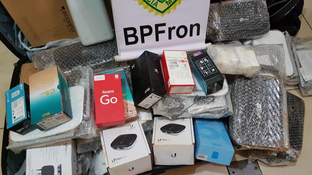 Malas são apreendidas na Rodoviária com mercadorias contrabandeadas