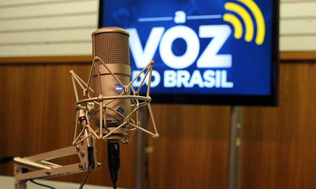 Governo publica regras de flexibilização do programa A Voz do Brasil