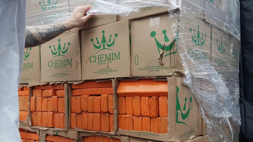 Maconha apreendida em barracão no Universitário seria entregue na Bahia