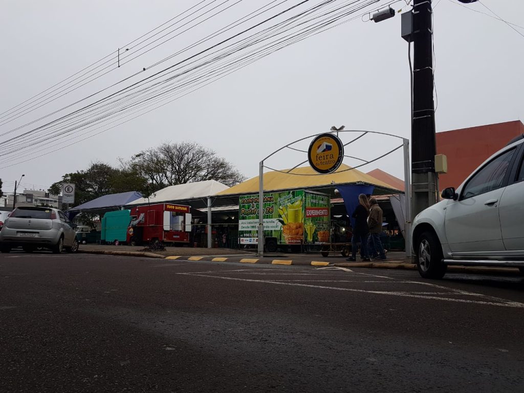 Lazer e entretenimento são oferecidos na Feira do Teatro de Cascavel