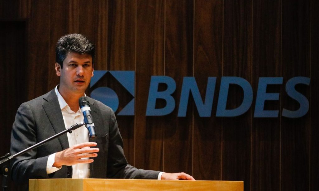 MP destina R$ 10 bilhões ao BNDES para viabilizar crédito a microempresários na pandemia