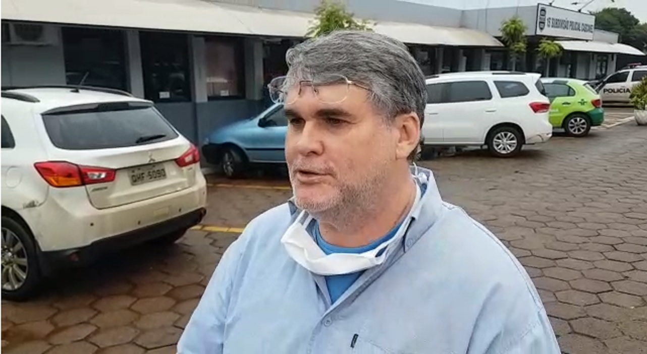 Caso cobrança SUS: Bocasanta comparece a delegacia para prestar informações