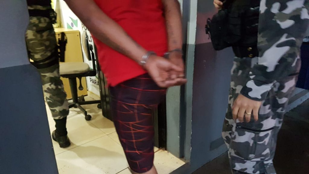Em prisão domiciliar, indivíduo muda de endereço, não comunica a Justiça e acaba preso