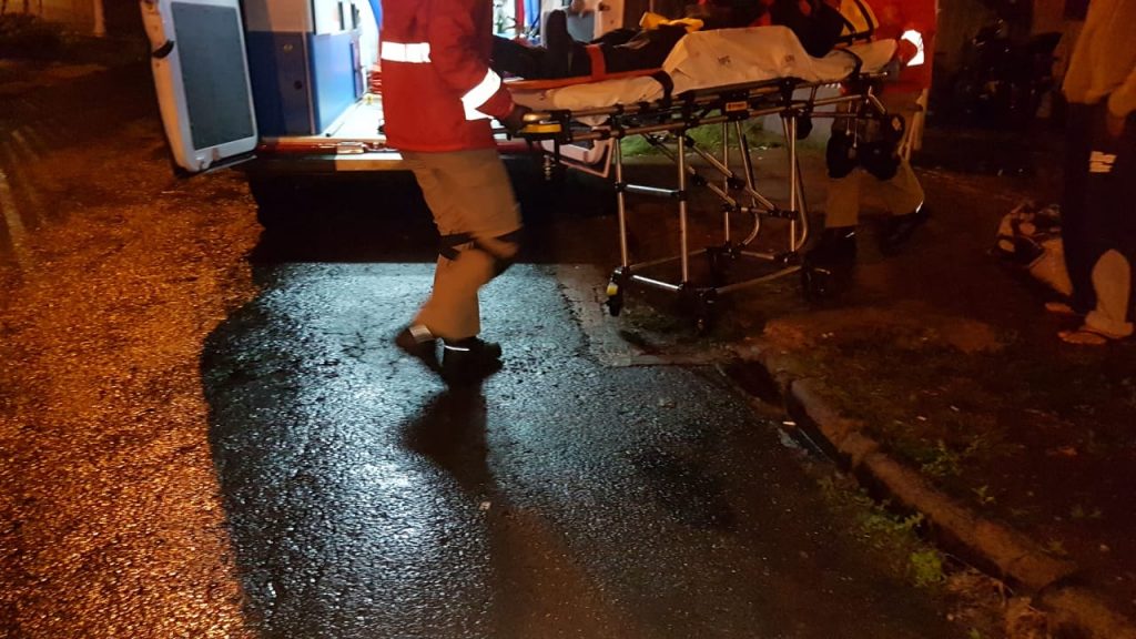 Siate socorre homem que sofreu queda em banheiro no Jardim Padovani