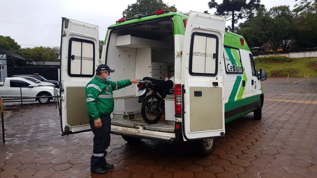 Moto que havia sido levada por ladrões é recuperada pela Guarda Municipal