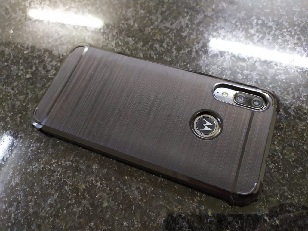 Polícia recupera celular de homem que foi assaltado e ameaçado com facão