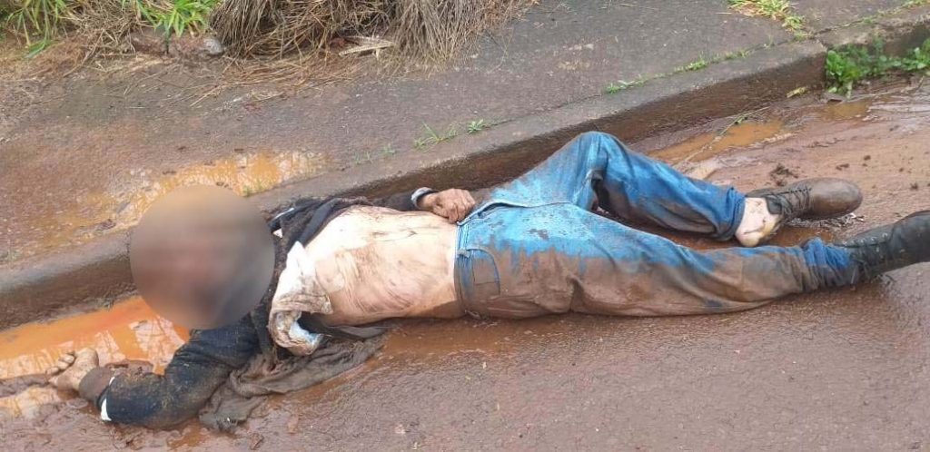 Roupas podem auxiliar na identificação de homem que morreu atropelado às margens da PRc-467
