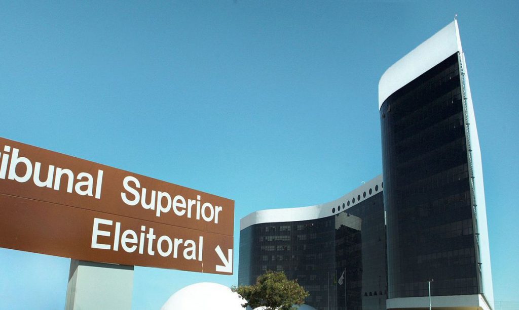 Em novo recorde, eleições municipais tem mais 545 mil candidatos