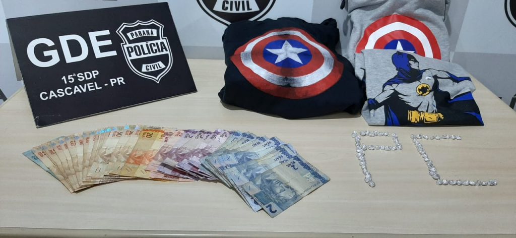 Após denúncia, GDE localiza adolescente em cárcere privado, apreende drogas e recupera diversas roupas furtadas