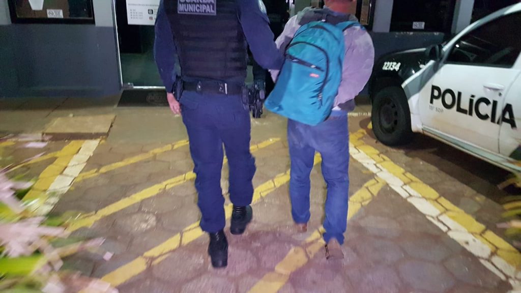 GM encaminha homem por desacato e resistência à 15ª SDP
