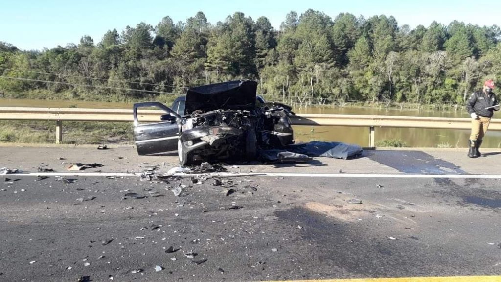 Duas pessoas morrem após grave acidente na PR-340, em Telêmaco Borba
