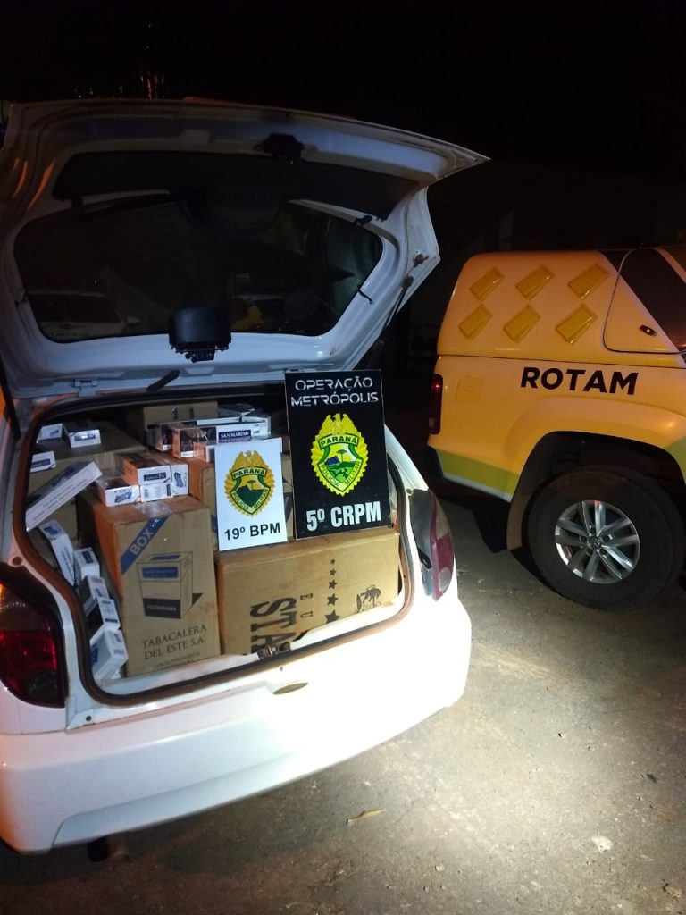 Carro é apreendido com cigarros no Distrito de Oliveira e Castro