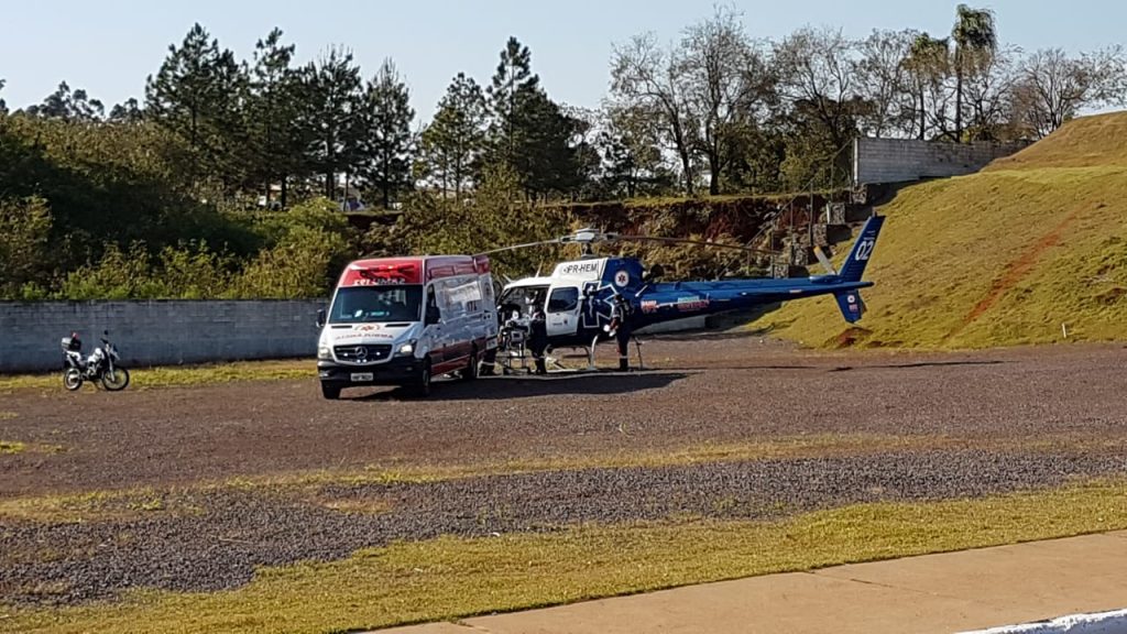 Idoso de 67 anos que sofreu AVC em Quedas do Iguaçu é trazido a Cascavel de helicóptero Idoso de 67 anos que sofreu AVC em Quedas do Iguaçu é trazido a Cascavel de helicóptero