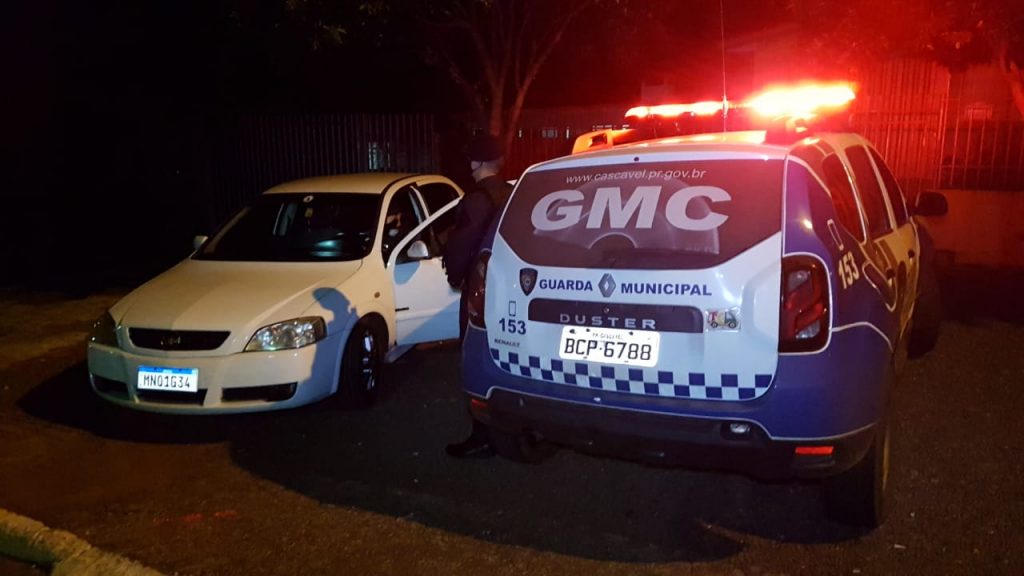 Carro furtado em Três Barras do Paraná é encontrado no Santa Cruz