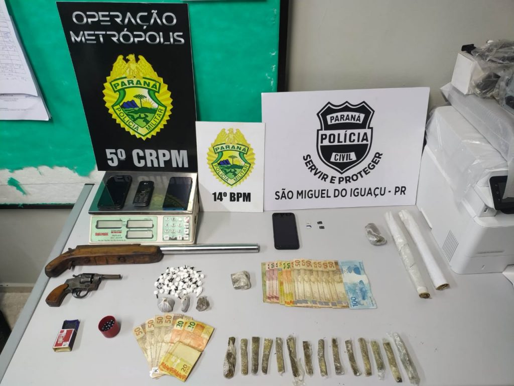 Cinco pessoas são detidas em ação conjunta da PM e Polícia Civil em São Miguel