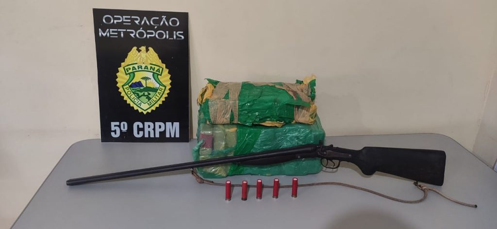 Operação Metrópolis II: RONE apreende 21 kg de maconha e espingarda em Guaíra