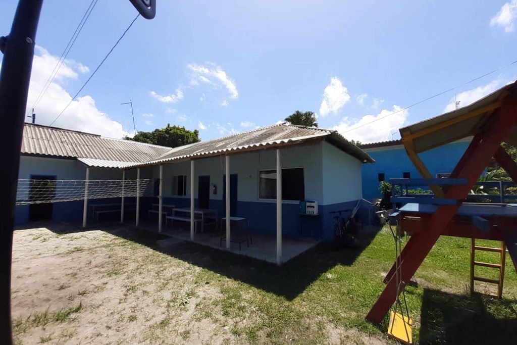 Escola da Ilha de Superagui tem adesão de 100% ao Aula Paraná