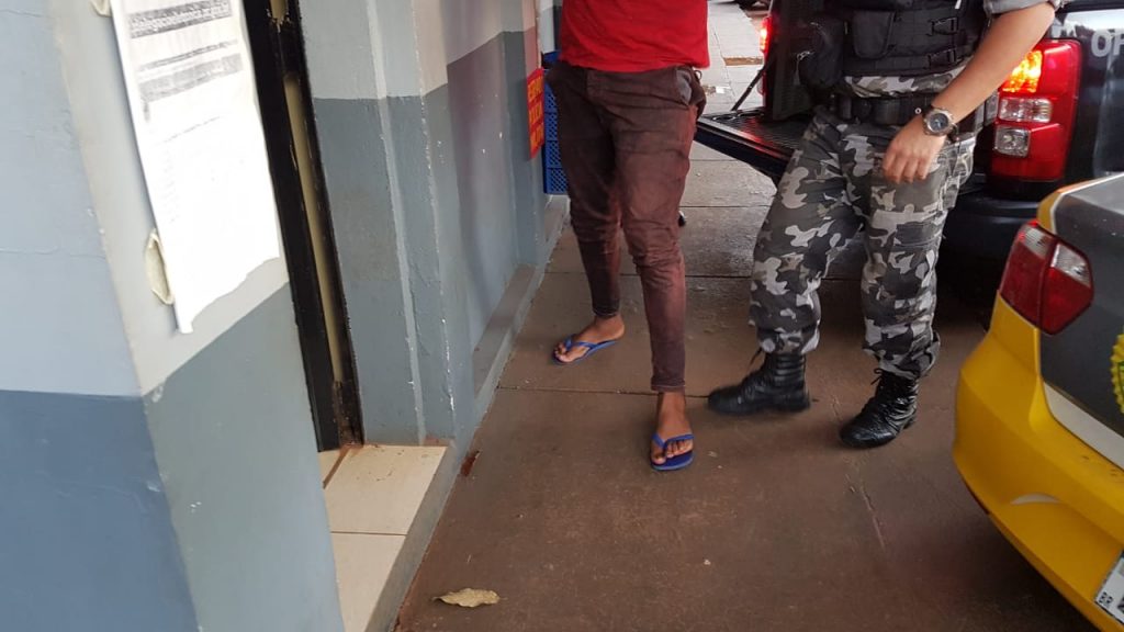 Homem acusado de arremessar objetos na PEC é detido no Presidente