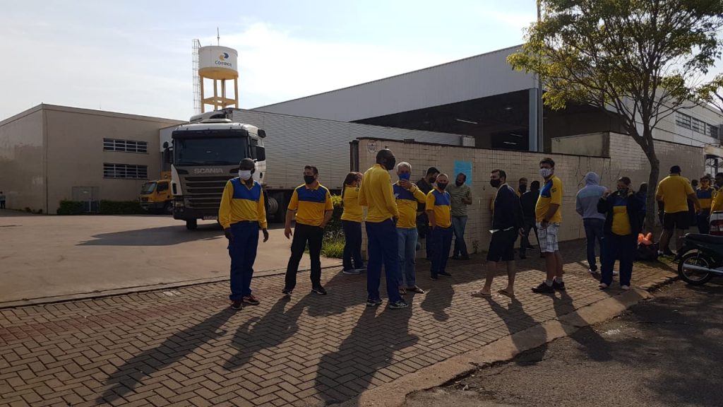 Correios aguardam decisão da Justiça sobre greve de trabalhadores