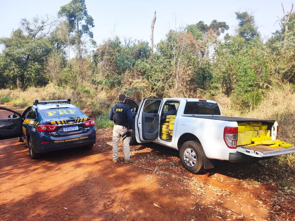 Ranger carregada com drogas é apreendida em ação da PRF nas proximidades da BR-369
