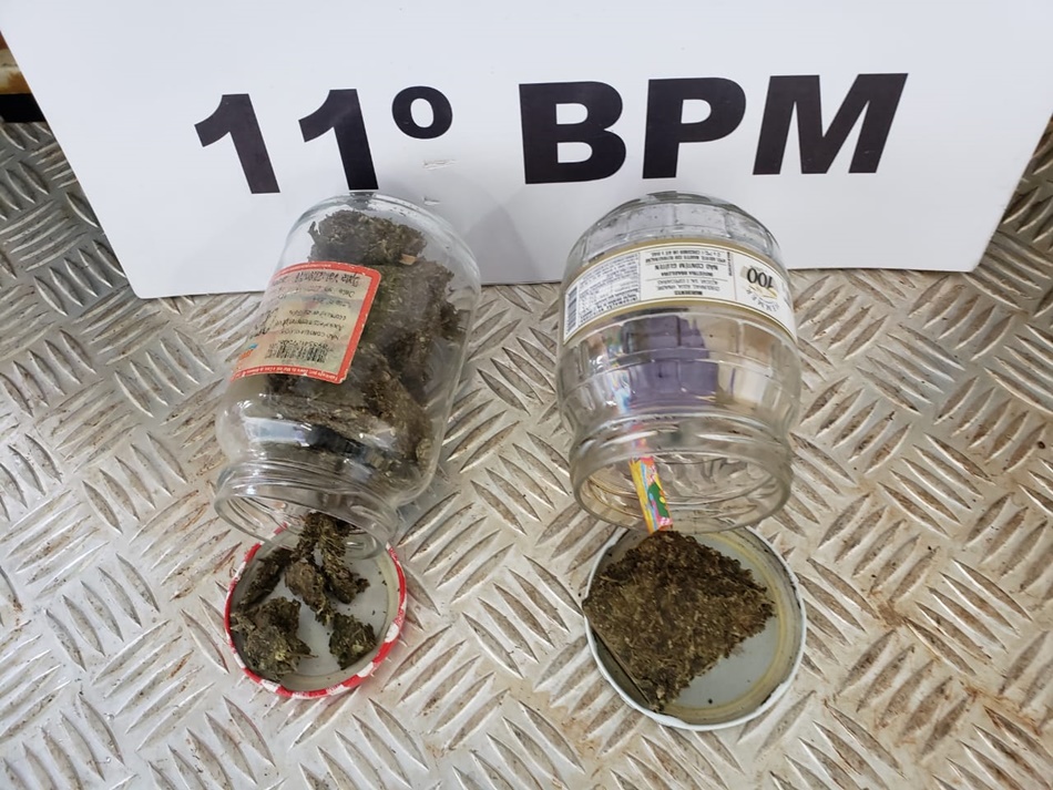 Homem é detido por envolvimento com o tráfico de drogas em Campo Mourão Imagem referente a Homem é detido por envolvimento com o tráfico de drogas em Campo Mourão
