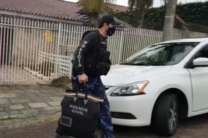 Polícia Civil prende suspeita de adquirir R$ 400 mil oferecendo falsa franquia de estética